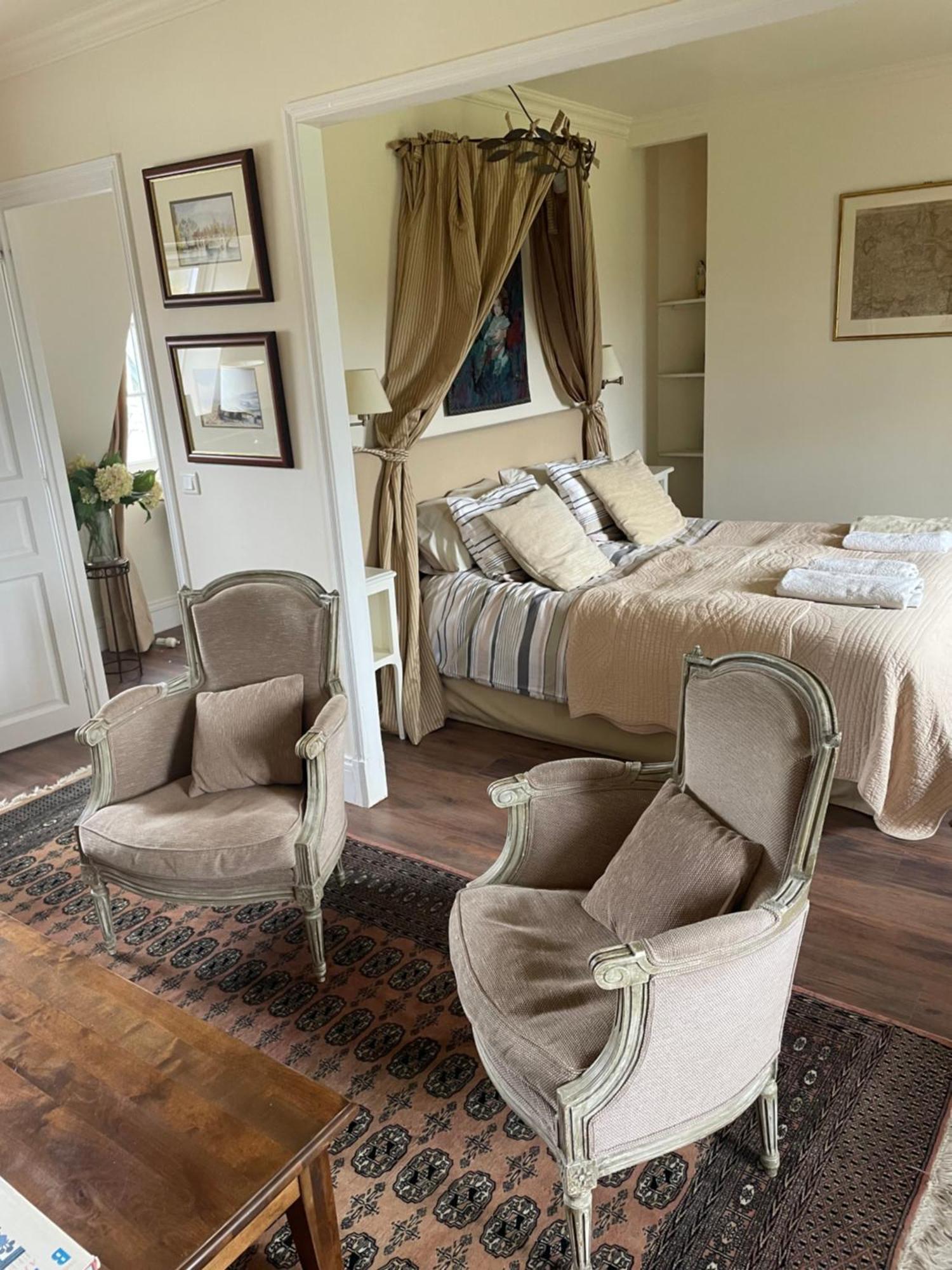 Bed and Breakfast L'Oisette à Epiniac Extérieur photo